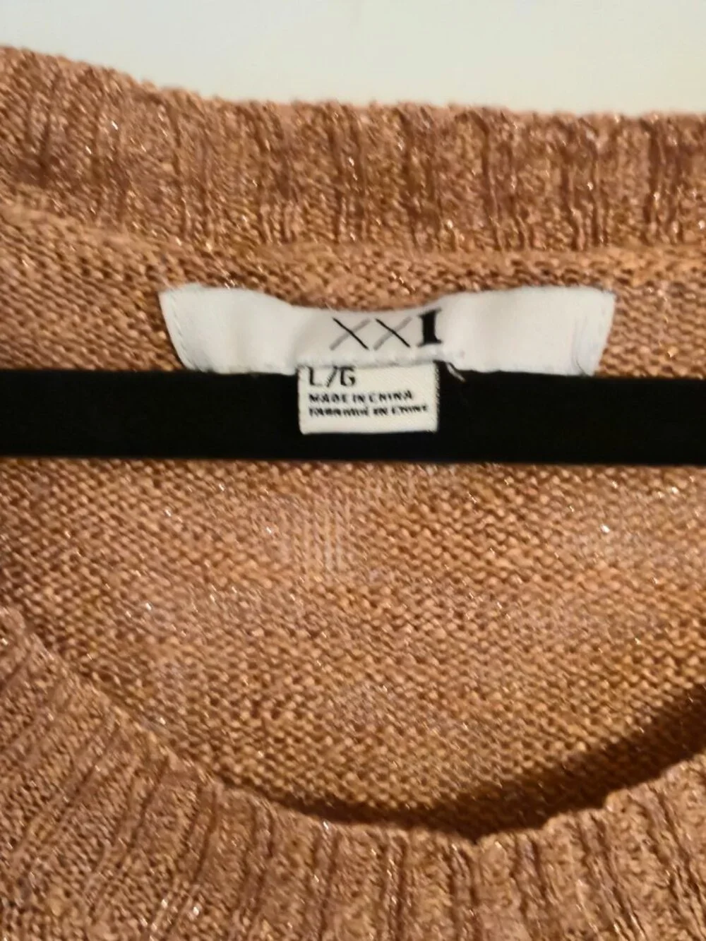 Forever 21 vintage knit crop top (L)